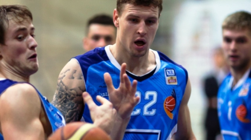 Mikus Sokolovs (no kreisās) un Kristers Zeidaks šodien katrs guva pa 14 punktiem. Foto:bkjekabpils.lv