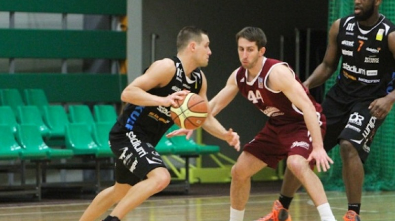 Divu latviešu saspēles vadītāju duelī labāks bija Ilmārs Bergmanis, bet uzvara tika Edgaram Jeromanovam
Foto: Renārs Buivids