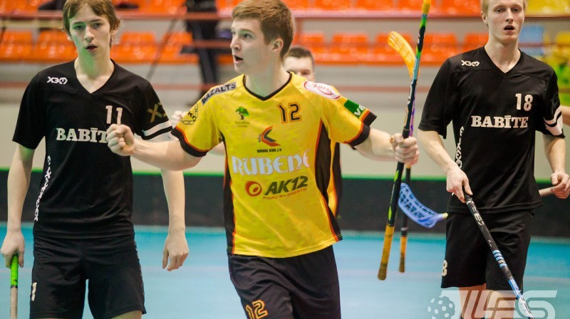 Centrā - četru vārtu autors Leo Lapiņš (Rubene-1)
Foto: floorball.lv