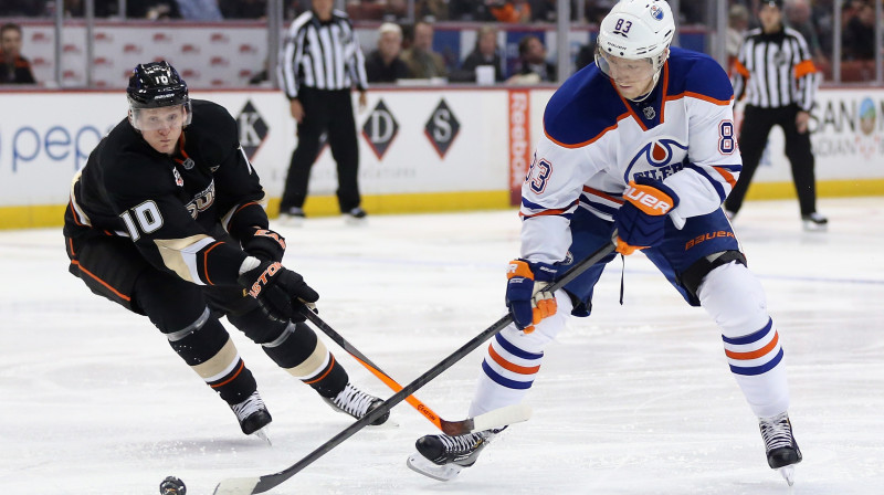 Alešs Hemskis (pa labi)
Foto: AFP/Scanpix