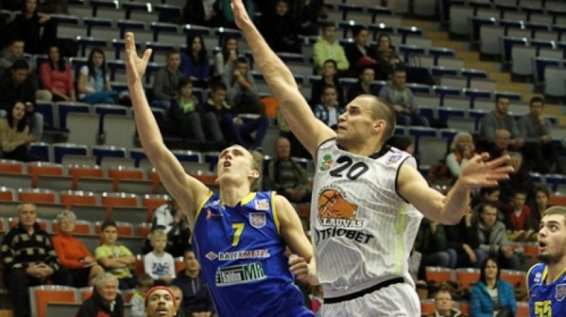 Nauris Miezis uzbrukumā
Foto: Mārtiņš Sīlis