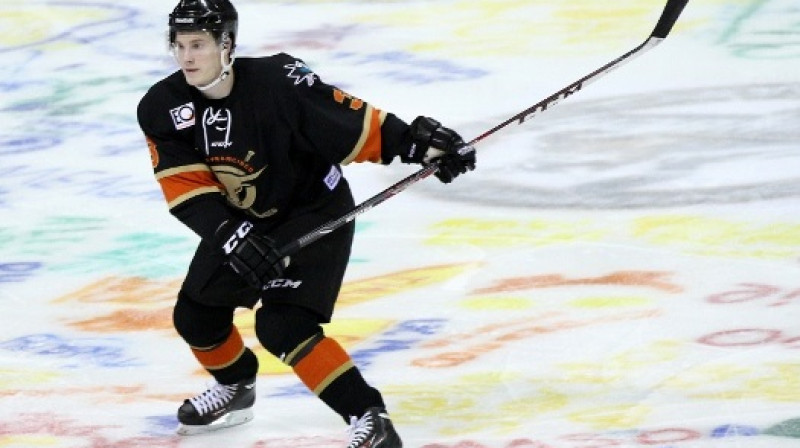 Ēriks Ševčenko vēl Sanfrancisko "Bulls" formā
Foto: www.prohockeynews.com