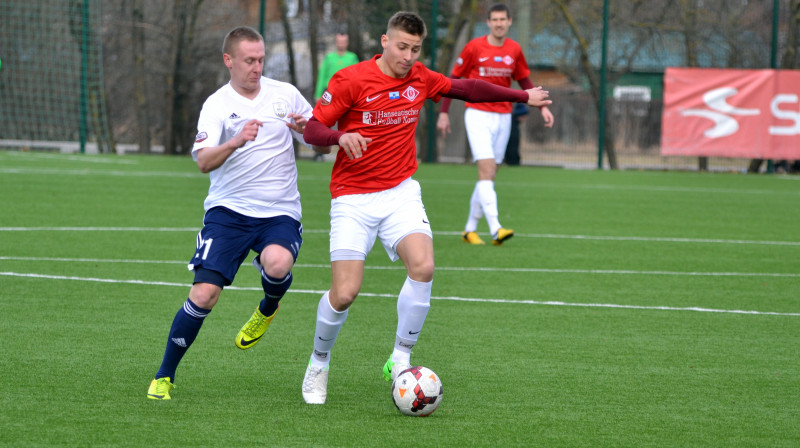 Ēriks Punculs (ar bumbu)
Foto: Mārtiņš Jankovskis