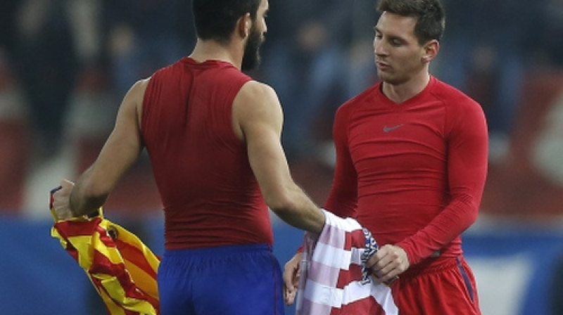 Arda Turans un Lionels Mesi
Foto: AP/Scanpix
