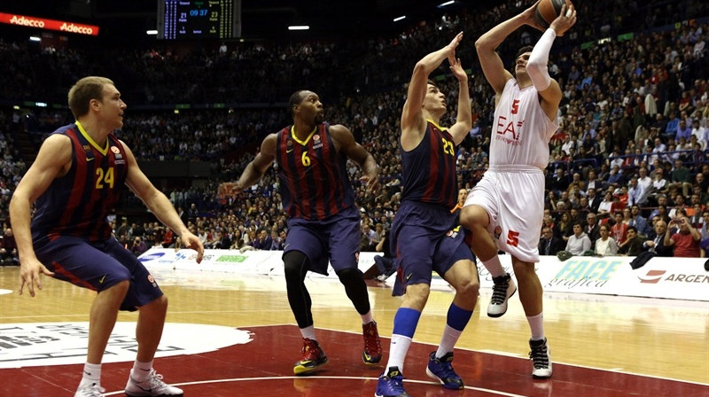 Alesandro Džentile uzbrūk Barselonas grozam
Foto: www.euroleague.net