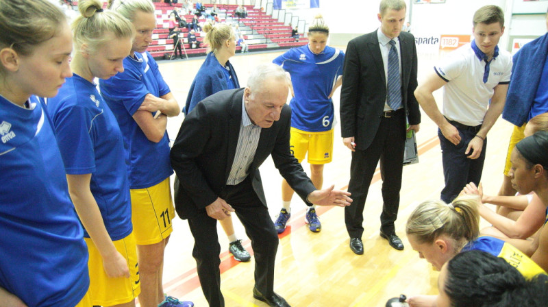 Latvijas čempiones SK "Cēsis" mēģinās trešo reizi pēc kārtas iekļūt finālā
Foto: Argo Luigas
