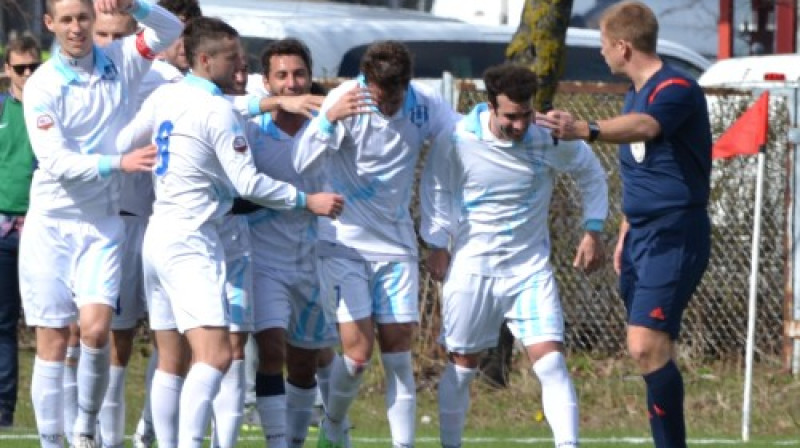 Jūrmalnieki guva četrus vārtus un divreiz iesita Huanma (pa labi)
Foto: Mārtiņš Jankovskis (Sportacentrs.com)