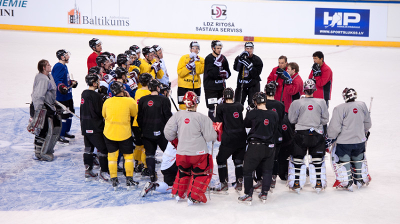Latvijas hokeja izlases treniņš
Foto: Mārtiņš Aiše