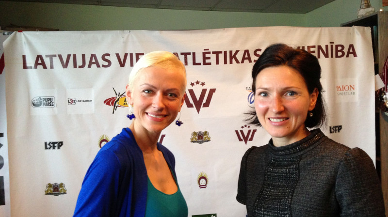 Jeļena Prokopčuka (no labās)
Publicitātes foto