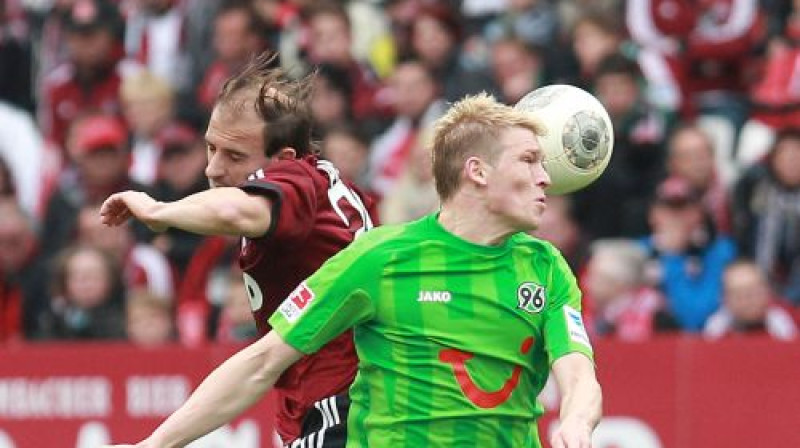 Artjoms Rudņevs cīņā pret "Nürnberg"
Foto: Hannover96.de