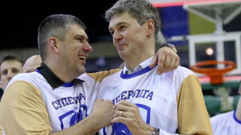 Pirms gada Ainars Bagatskis kļuva par Ukrainas čempionu un arī šogad viņa vadītais "Budivelnik" spēlēs finālā.