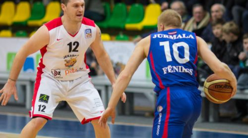 Rinalds Sirsniņš pret Kristapu Medisu
Foto: www.bkjekabpils.lv