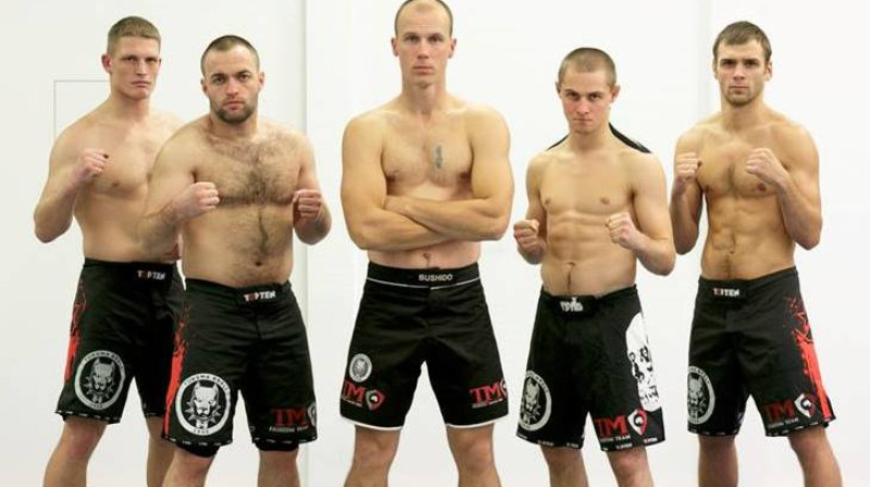 Valts Višņevskis (no kreisās), Amirans Kavtaradze, Mareks Lavrinovičs, Edgars Skrīvers un Artūrs Čerņavskis
Foto: Uģis Grantiņš