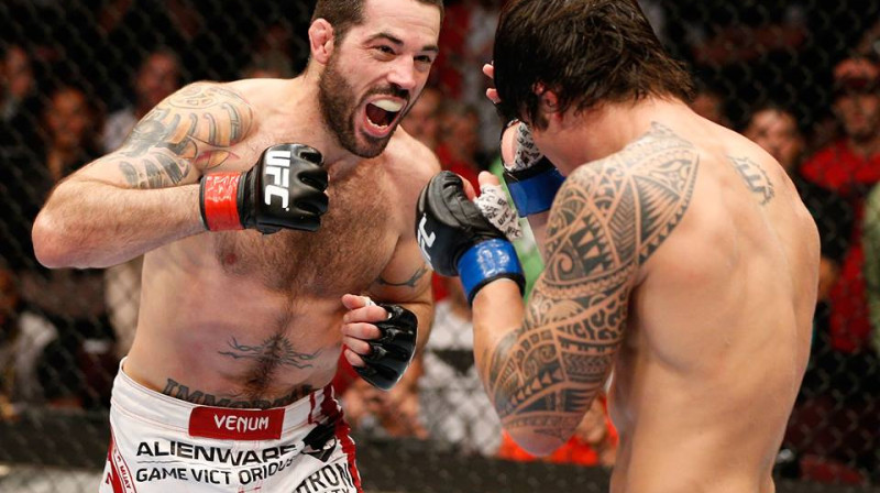 Mets Brauns cīņā ar Ēriku Silvu
Foto: ufc.com