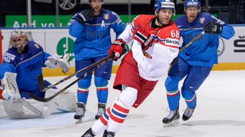 Jaromīrs Jāgrs pret itāļiem 
Foto: iihfworlds2014.com