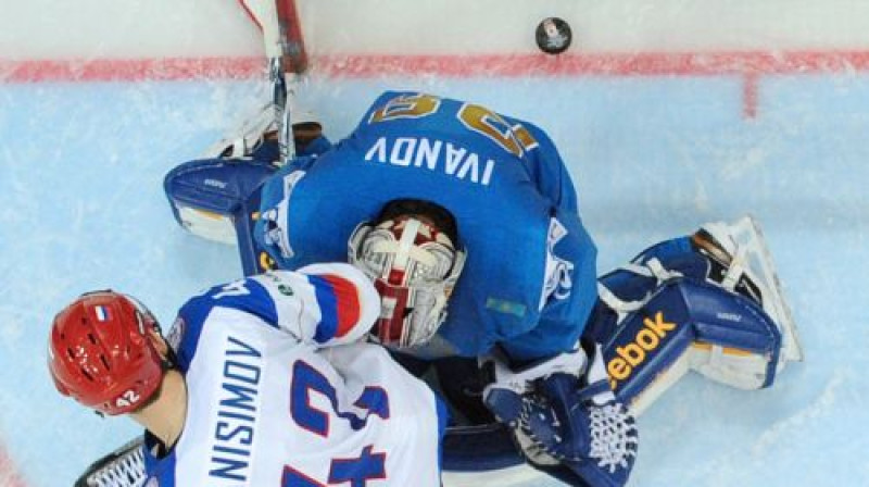 Ripa Kazahstānas vārtos pabija septiņas reizes
Foto:AFP/Scanpix