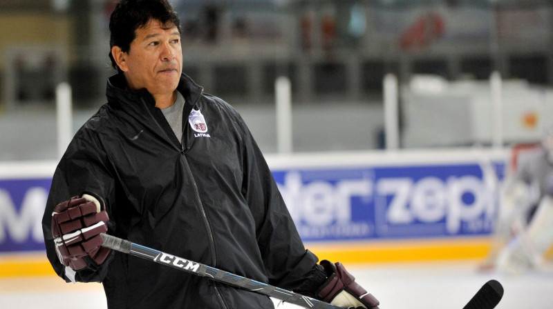 Teds Nolans Latvijas valstsvienības treniņā. Foto: Romāns Kokšarovs, f64