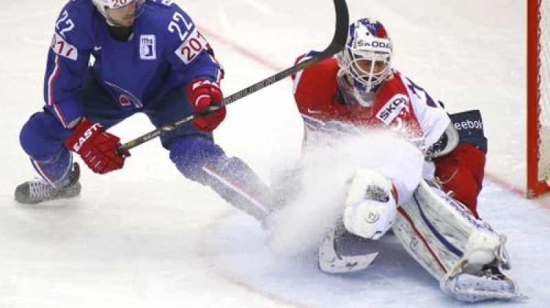 Braiens Hendersons un čehu vārtsargs Aleksandrs Salāks
Foto:AP/Scanpix