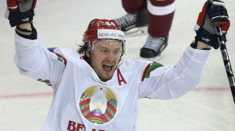 Mihails Grabovskis atzīmē uzvaras vārtus pret Latviju
Foto: AFP/Scanpix