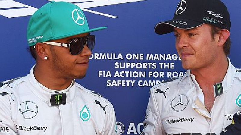 Hamiltons un Rosbergs pēc kvalifikācijas
Foto: AFP/Scanpix