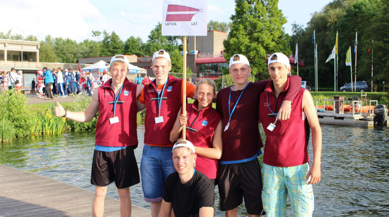 Latvijas delegācija Eiropas junioru čempionātā airēšanā
Foto: www.rowing.lv