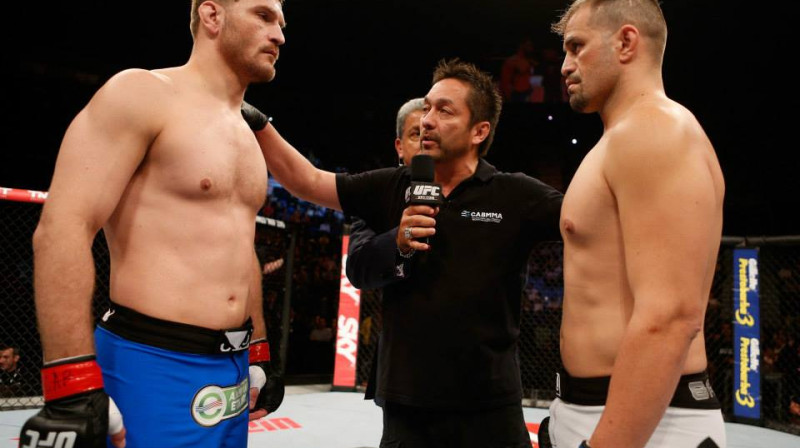 Stipe Moičičs (no kreisās) pirms cīņas ar Fabio Maldonado
Foto: ufc.com