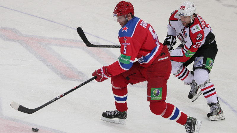 Derons Kvints (pa kreisi)
Foto: ITAR-TASS/Scanpix