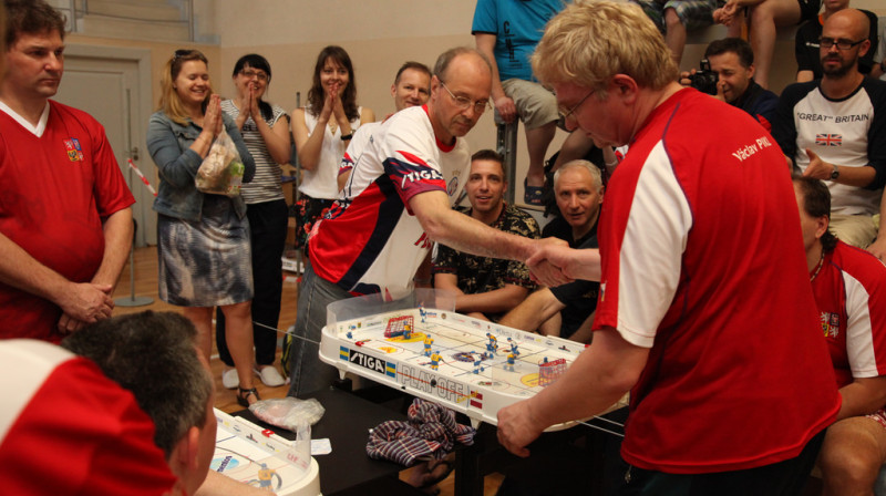 Eiropas čempionāts O-50 grupā - fināls.
Aleksandrs Daņilovs (Krievija) pret Vaclavu Piklu (Čehija)