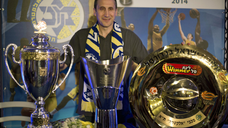 Deivids Blats un "Maccabi Tel Aviv" trofejas 2014. gada sezonā
Foto: AP/Scanpix