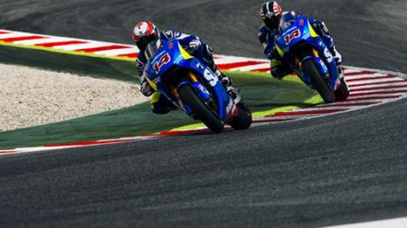 "Suzuki" motocikli MotoGP testos Barselonā
Foto: suzuki-racing.com