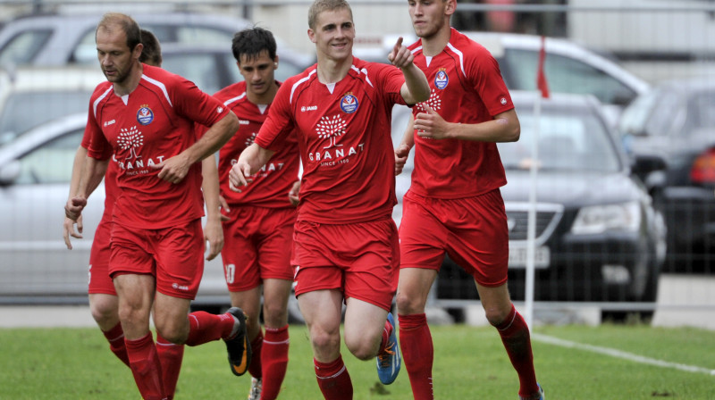"Skonto" futbolisti
Foto: Romāns, Kokšarovs, Sporta Avīze, f64