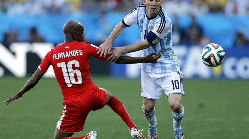 Lionels Mesi (pa labi)
Foto: AP/Scanpix