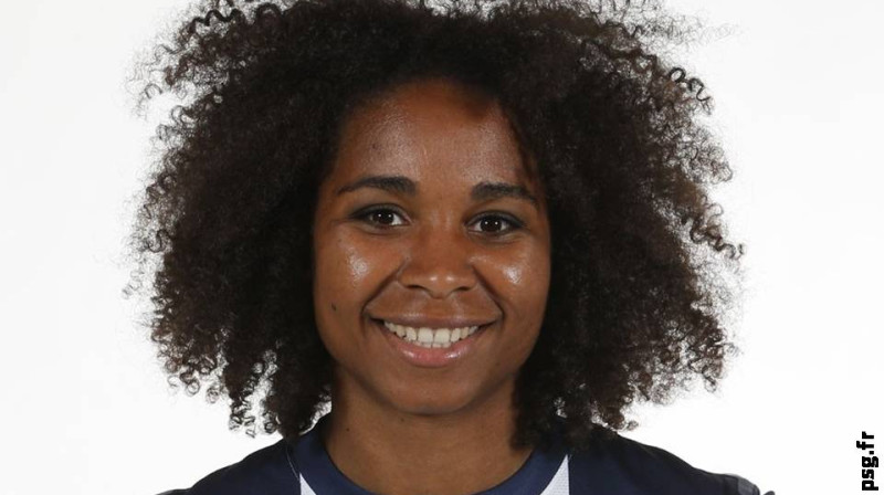 Francijas sieviešu futbola izlases zvaigzne Laura Georges ieradīsies Rīgā (foto - psg.fr)