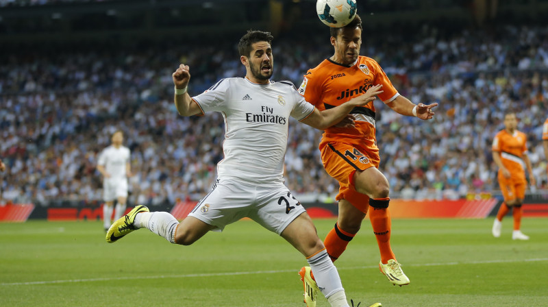 Huans Bernats (pa labi)
Foto: AP/Scanpix