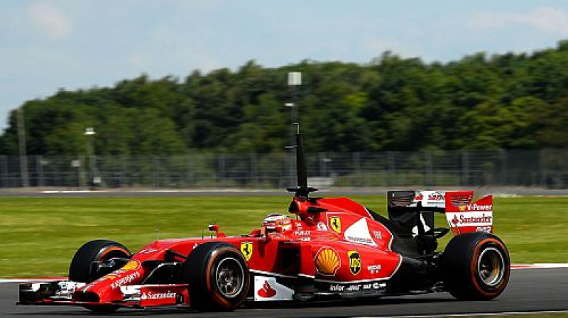 Žils Bjanki pie "Ferrari" stūres
Foto: Ferrari/Ercole Colombo
