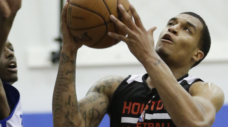 Džabari Brauns "Rockets" rindās vasaras līgā 
Foto: AP/Scanpix