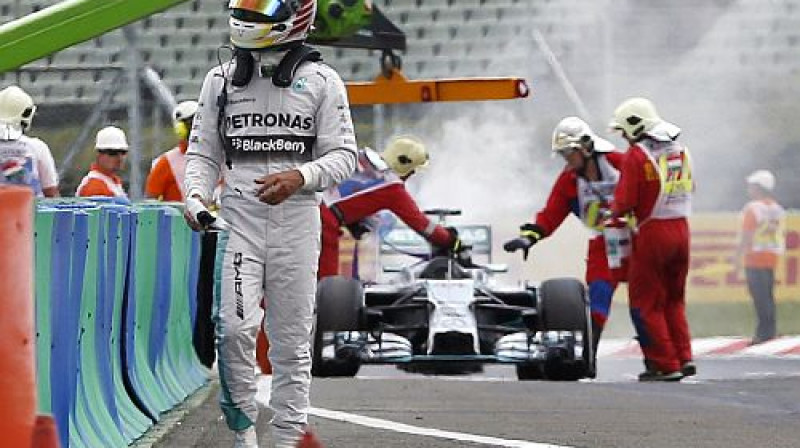 Luiss Hamiltons kvalifikācijā Ungārijā
Foto: POOL/Scanpix