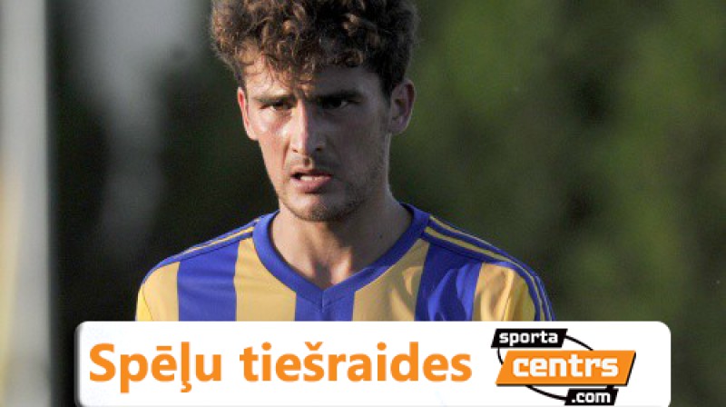 Ģirts Karlsons "Ventspils" dzeltenzilajā kreklā
Foto: Romāns Kokšarovs, Sporta Avīze, f64