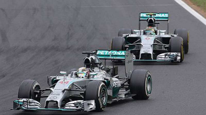 Hamiltons un Rosbergs Hungaroringā
Foto: LaPresse/Scanpix