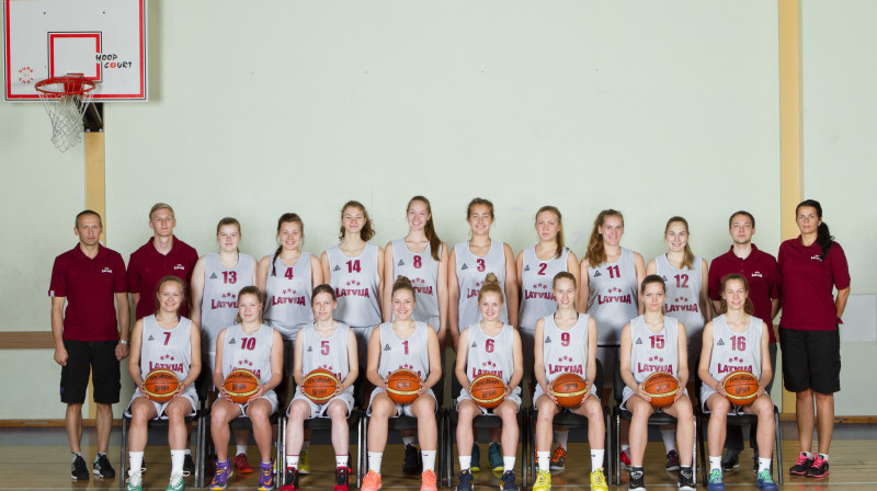 Latvijas U16 meiteņu izlase.
Foto: Reinis Oliņš