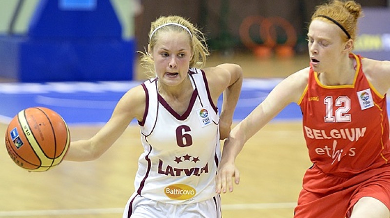 U16 izlases saspēles vadītāja, liepājniece Maija Gertsone
Foto: www.fibaeurope.com