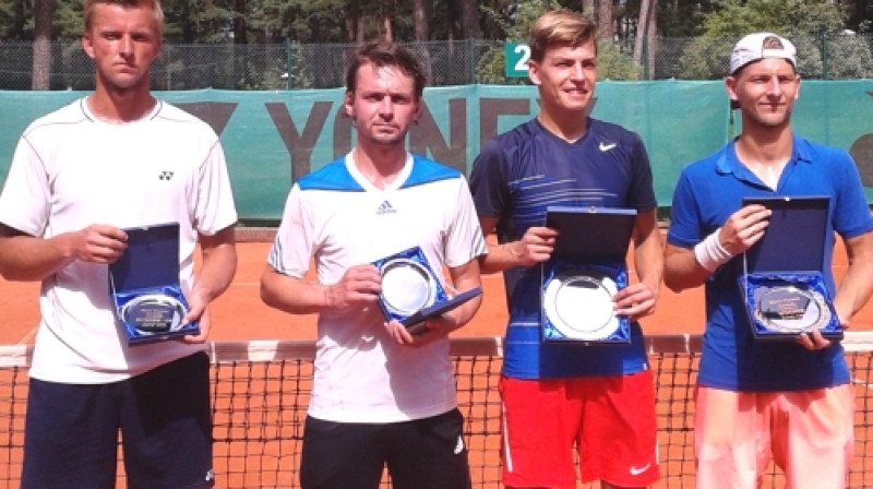 Jūrmalas Future  dubultspēļu turnīra fināla dalībnieki
Foto: Jānis Cīrulis