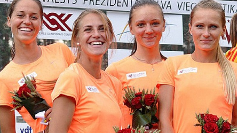 Līga Velvere (pa labi)
Foto: Juris Bērziņš-Soms, prezidentabalva.lv