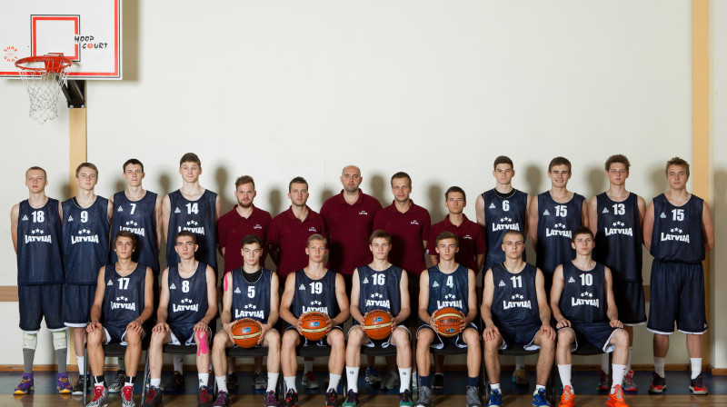 Latvijas U16 izlase.
Foto: basket.lv