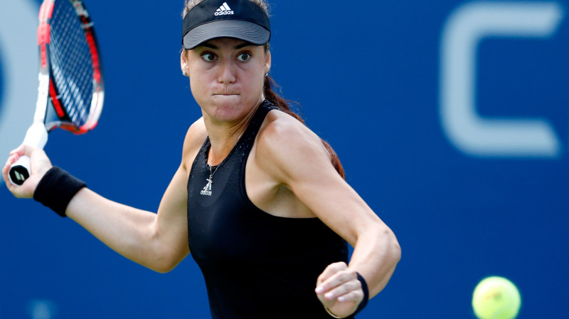 Vai Sorana Kirsteja pārtrauks Džīnijas Bušāras lielisko sēriju 2014. gada "Grand Slam" turnīros?
Foto: AFP/Scanpix
