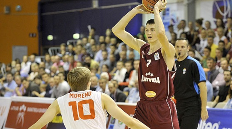 Rodions Kurucs un Latvijas U16 izlase: pirmais Eiropas fināls
Foto: Romāns Kokšarovs
