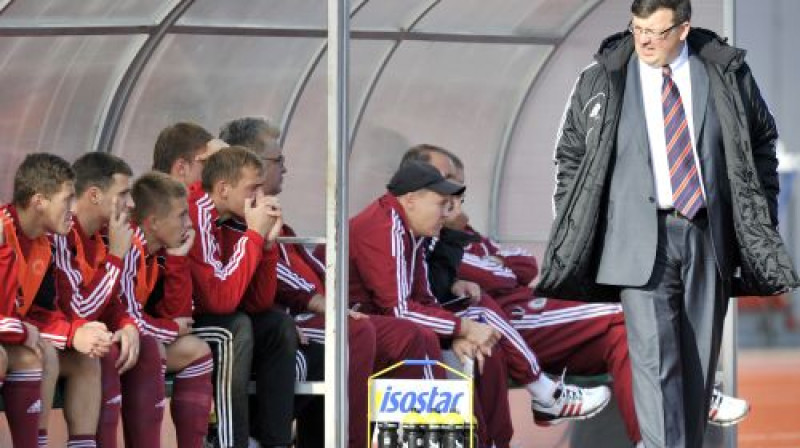 Latvijas U21 izlases galvenais treneris Dainis Kazakevičs.
Foto: Romāns Kokšarovs/F64