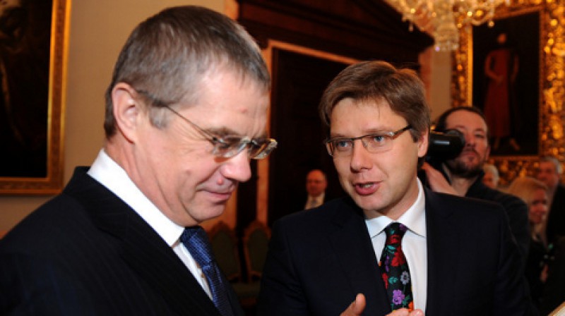 Aleksandrs Medvedevs un Nils Ušakovs 
Foto: khl.ru
