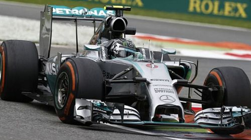 Niko Rosbergs F1 treniņā Moncā
Foto: Daimler/Hoch Zwei