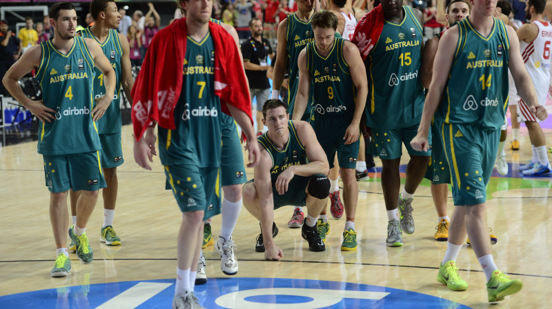 Austrālijas izlase var saņemt sankcijas dalībai FIBA turnīros, ja tiks pierādīts tīšs zaudējums Angolai 
Foto: AP/Scanpix